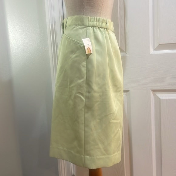 Vintage 90s Talbots Bermuda shorts high waisted elastic waist green women size 8 - Picture 7 of 11